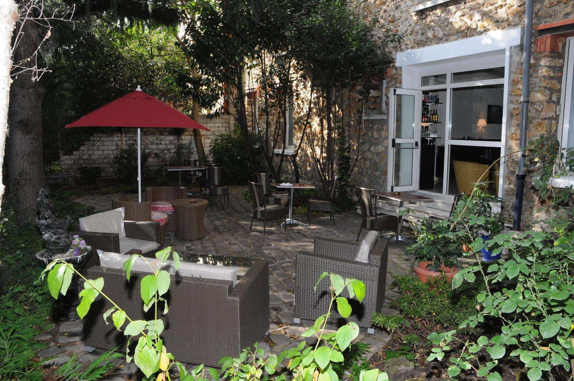 Hotel Patio Brancion Malakoff Exterior photo
